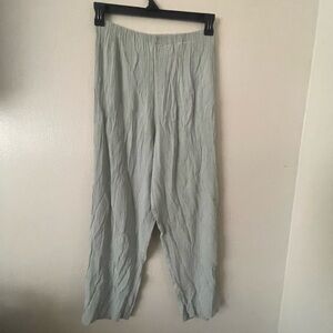Women’s 9/10 rayon pants. Seafoam blue/green